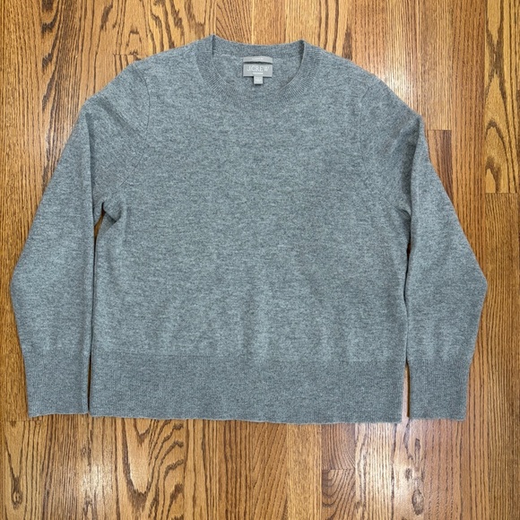 J.Crew Re-imagined Cashmere Classic-Fit Crewneck Sweater - heather ash - Picture 4 of 12
